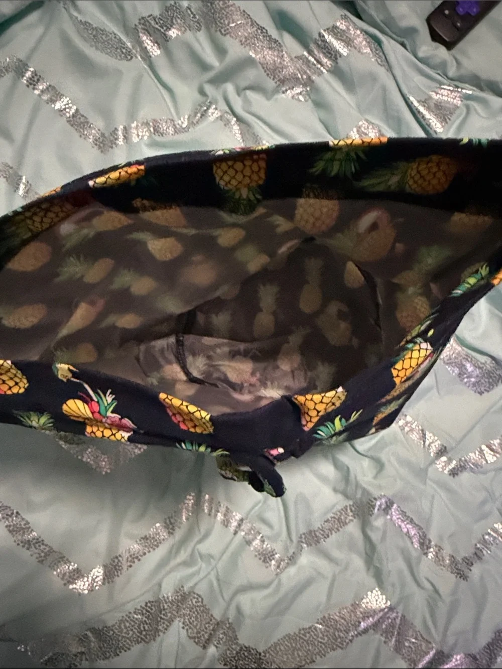 Vera Bradley Navy Pineapple Print Ditty Bag